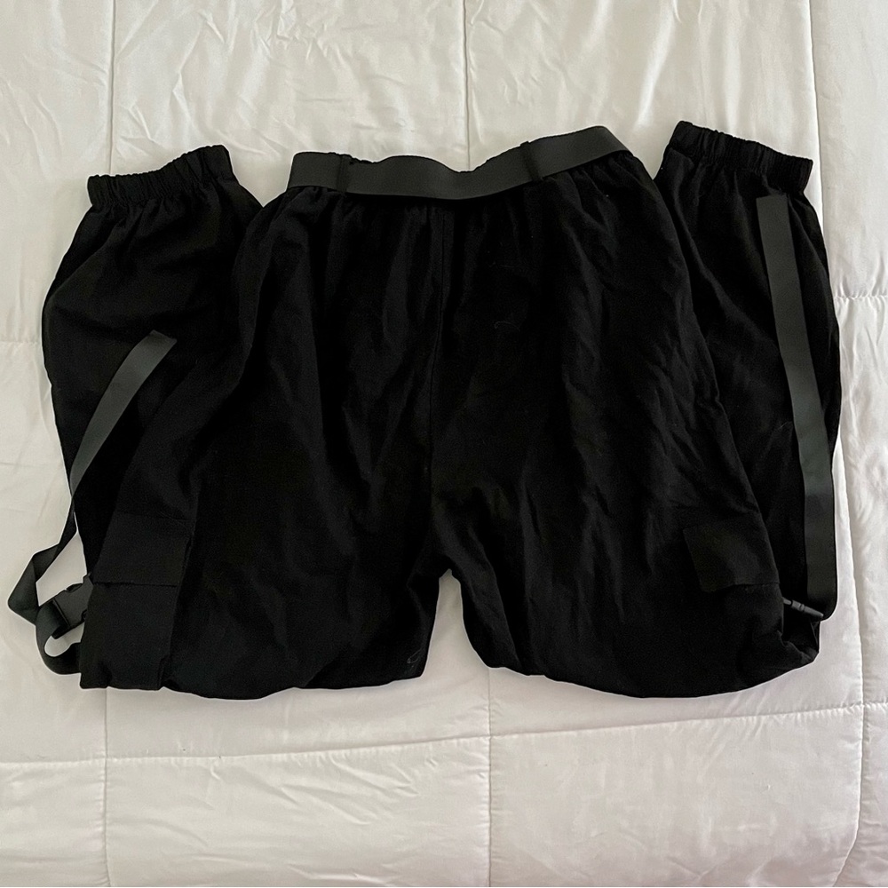 Black Pants - Picture 2 of 2